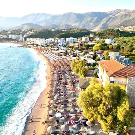 Potam'Sea Bliss 6 - Beach Front, Sun Beds & Parking Himare Exterior photo