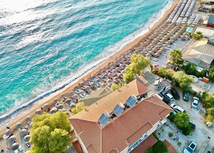 Potam\'Sea Bliss 6 - Beach Front, Sun Beds & Parking