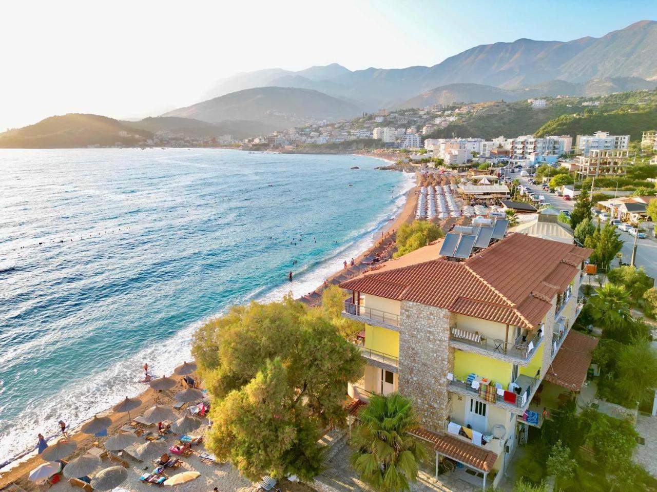 Potam'sea Bliss 6 - Front, Sun Beds & Parking Appartement Himarë